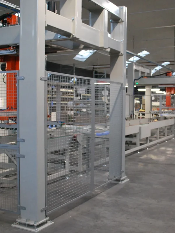 Linea assemblaggio box doccia